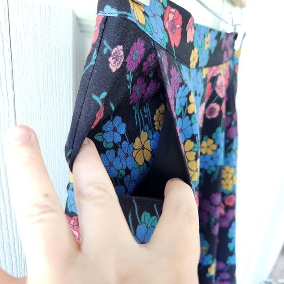 ModCloth Floral Side Zip Mini Skirt - Picture 4 of 6